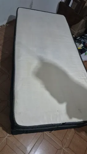 Cama de solteiro mais box