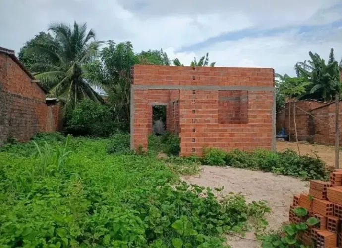 Terreno na raposa + casa em construção 