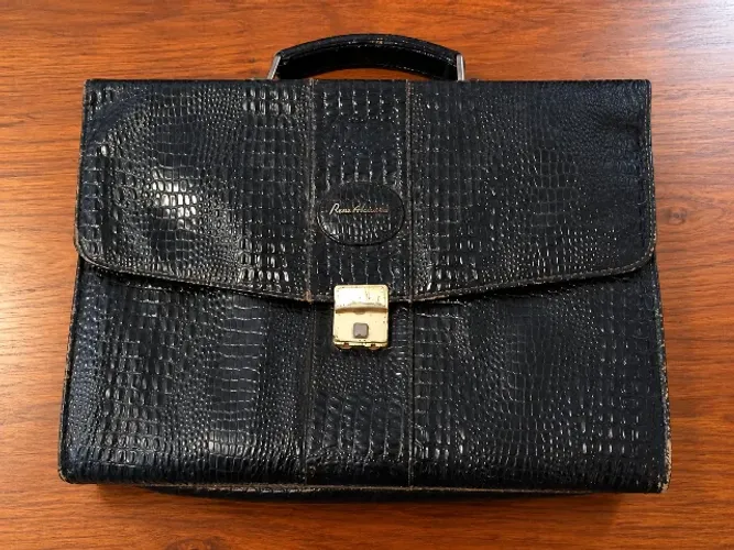 Valise de couro (jacaré) Pierre Alexander anos 80