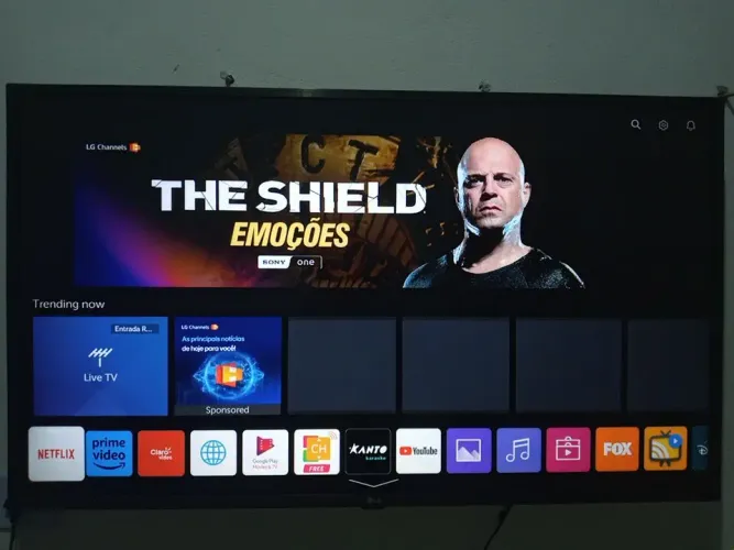Vendo TV smart LG em perfeito estado