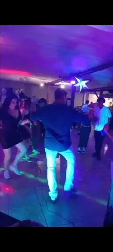 Dj, som e iluminação