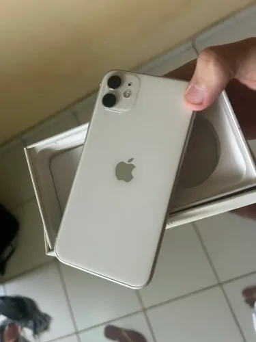 iPhone 11 64 gigas para concerto ou retirada de peças