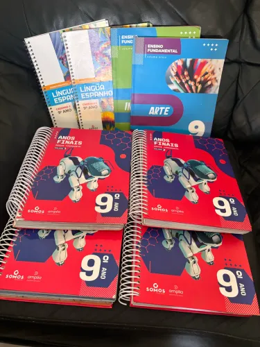 Livros 9 ano somos $250