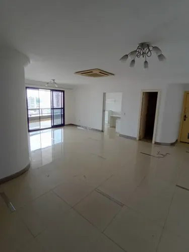 BOTTICCELI, VIEIRALVES, 3 SUÍTES, 240M2,  ARMÁRIOS E AR, ANDAR ALTO