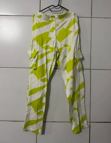 Vendo 2 calças