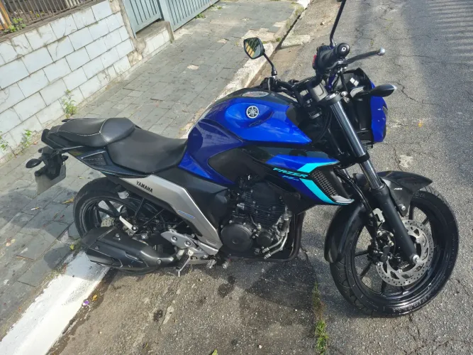 Fz25 2024 azul baixa km fazer 250