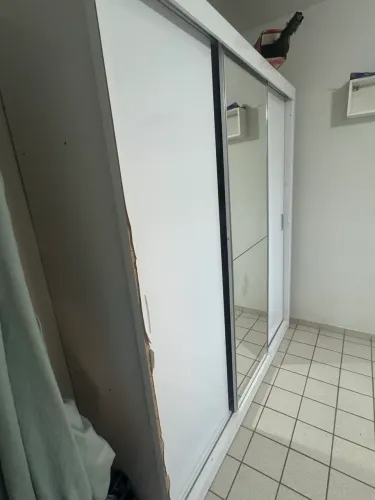 Guarda roupa casal