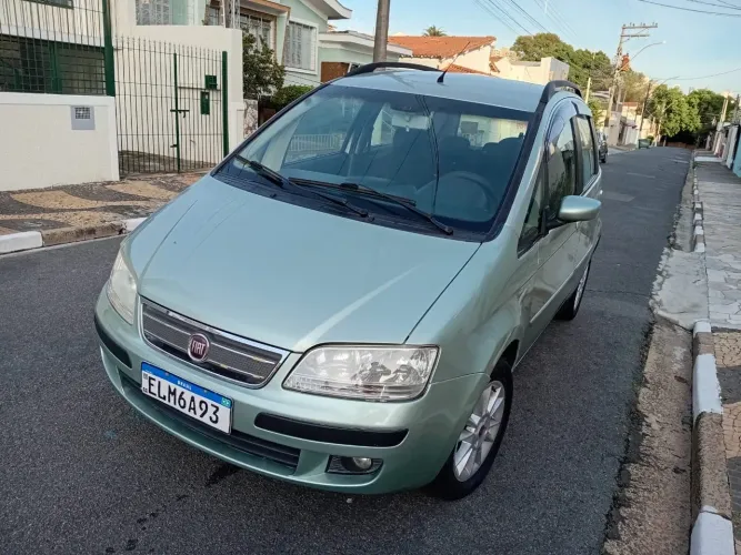 Fiat Idea ELX 1.4 MPI Fire Flex 8V 5P 2010