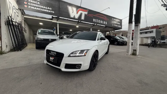 Audi TT 2.0 16V TFSI S-tronic 2011