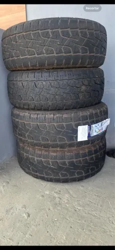Vendo 4 pneus 265/60 18
