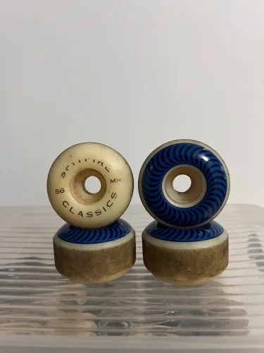 Roda skate spitfire 56mm