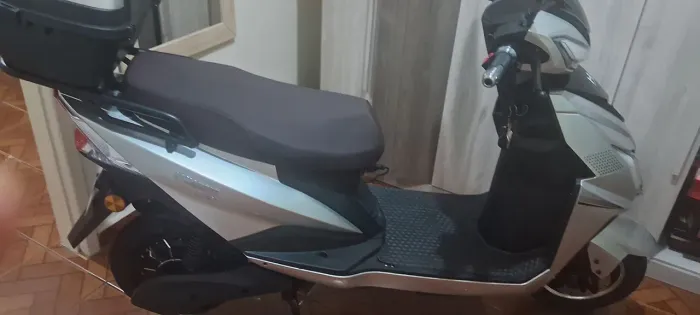 Moto eletrica nova 8.000 R$