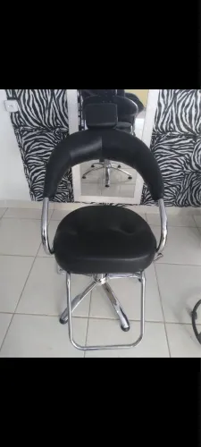 Cadeira em perfeito estado, sem avarias