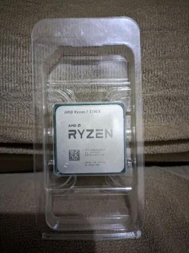 Processador AMD Ryzen 7 5700X nunca usado.