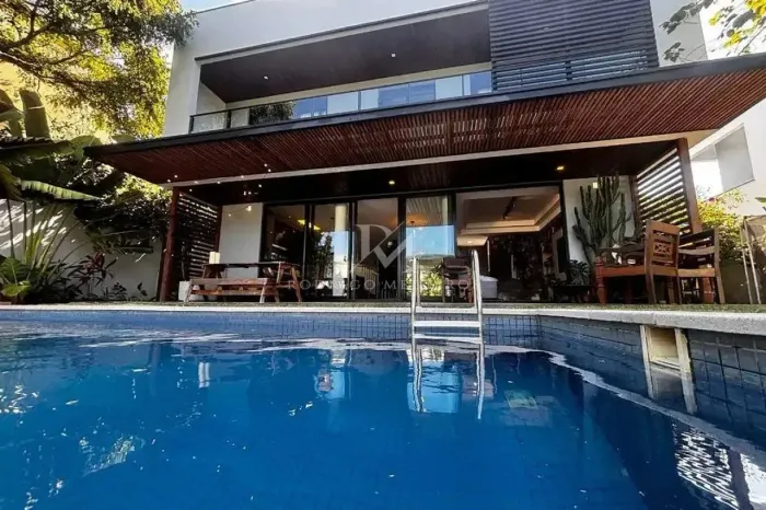 Casa com 3 suítes à venda no Rio Tavares, Florianópolis