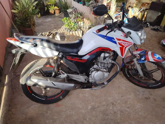 Moto titan 150 flex