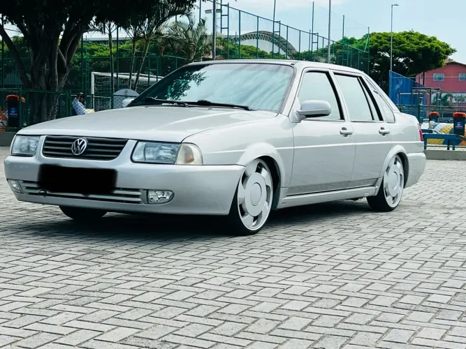 Volkswagen Santana 1.8 MI (álcool) 2001