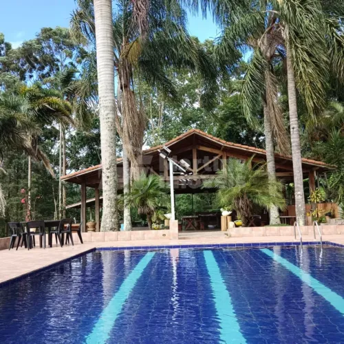 Fazenda/Sítio/Chácara para venda com 7500 metros quadrados com 3 quartos