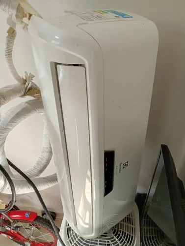 Ar condicionado split 9000 BTU Electrolux