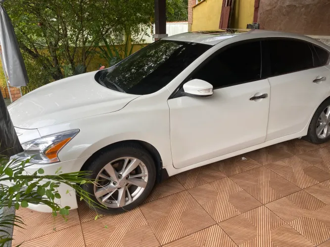 Nissan Altima SL 2.5 16V 4P Aut. 2014