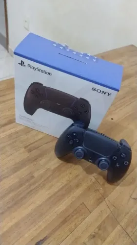 Controle de PlayStation 5 em perfeito estado 
