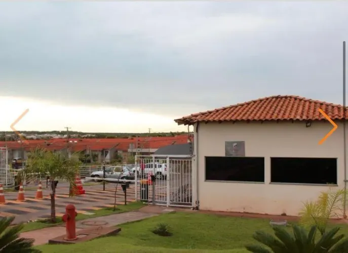 Aluga-se casa Condomínio Mônaco