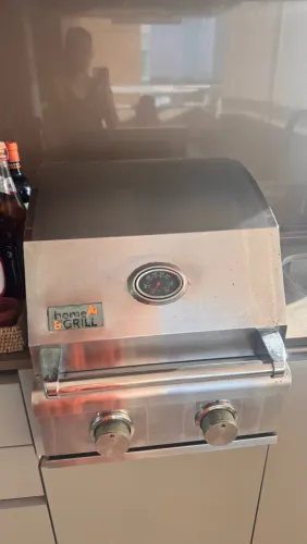 Vendo churrasqueira a gás