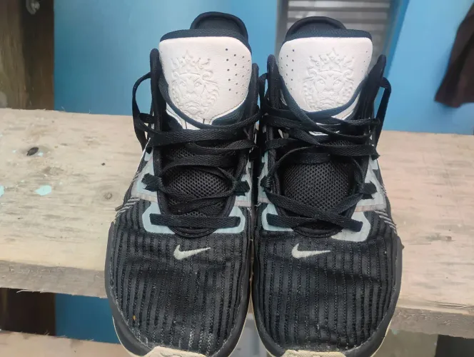 Tênis Nike LeBron James Witness ORIGINAL
