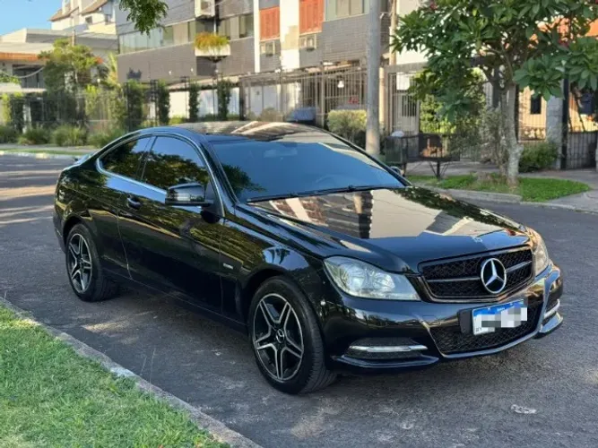 Mercedes-Benz C-180 CGI Coupe 1.8 16V 156cv Aut. 2012