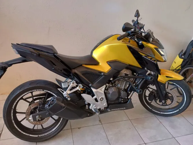 Honda CB 300F Twister 2023 Sou o Dono