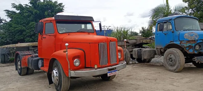 Vende-se caminhão jacaré Scania 111