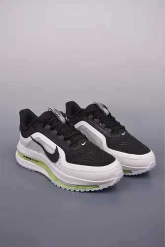 Nike Pegasus Premium