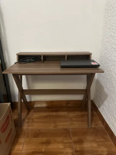 Vendo escrivaninha 