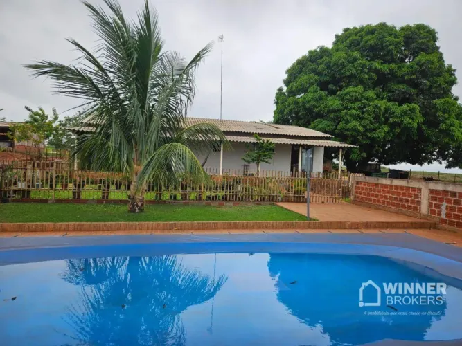 Sítio com 3 dormitórios à venda, 54450 m² por R$ 1.500.000,00 - Rural - Uniflor/PR