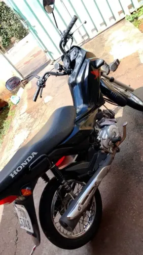 Vendo pop 100 motivo mudança