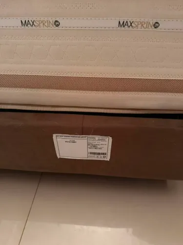 Cama Queen Completa (Colchão Maxspring Scotland + Base Box Suede) - 4 meses de uso