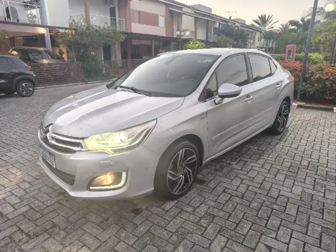 Citroen C4 Lounge Exclusive 1.6 Turbo 4P Aut. 2014