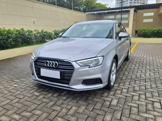 Audi A3 Sedan 1.4 TFSI Flex Tiptronic 4P 2017