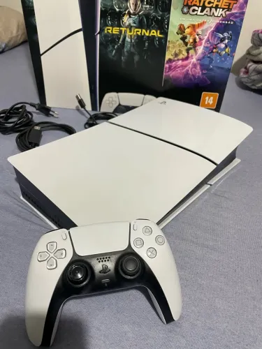 PS5 slim / mídia digital