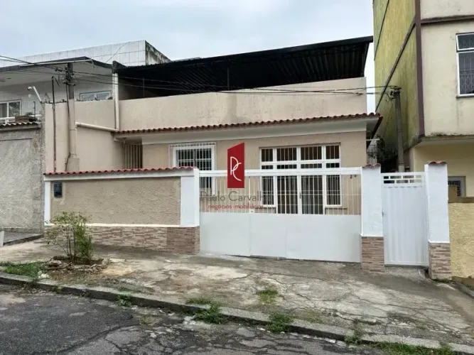 ALUGUEL DE CASA 3Qtos, 84m2, + VAGA - Vista Alegre