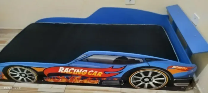 Cama Wot Wheels nova com colchão 