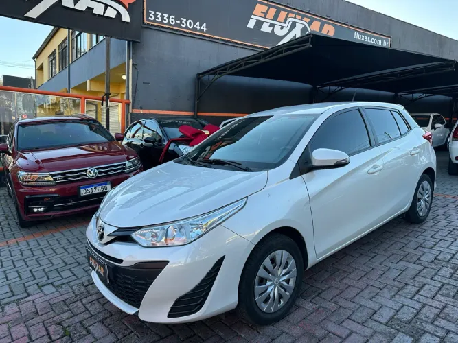 Toyota Yaris Live 1.3 Flex 16V 5P AUT 2021