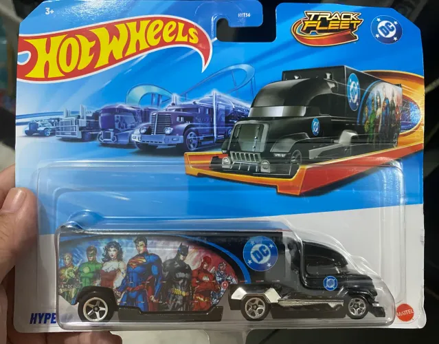 Hot Wheels Caminhão DC Liga da Justiça Track Fleet HYPE HAULER