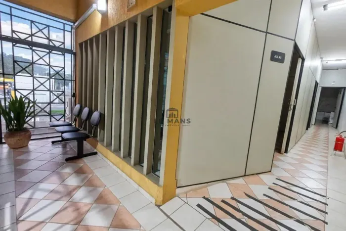 Sala para alugar no bairro Santa Terezinha em Piracicaba - SP