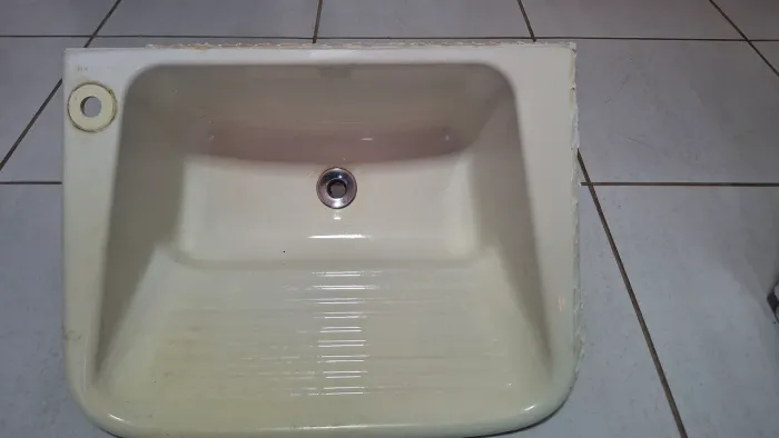 Vende-se tanque de mármore