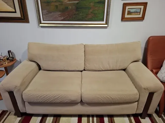 Sofá 2m estrutura robusta