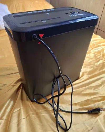 Tituradora de papel