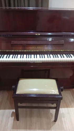 Piano Fritz Dobbert Clássico
