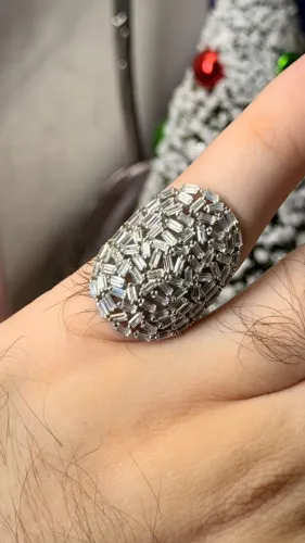 Anel prata e zircônias baguete - Aro 20