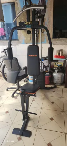 Maquina de musculação